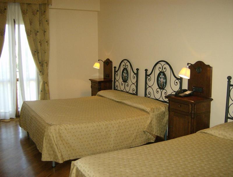 La Locanda Di Castromediano Castelmezzano Ruang foto