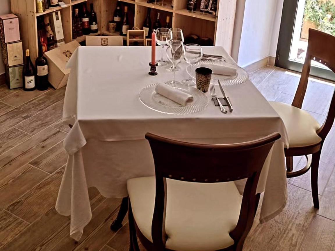 La Locanda Di Castromediano Castelmezzano Bagian luar foto